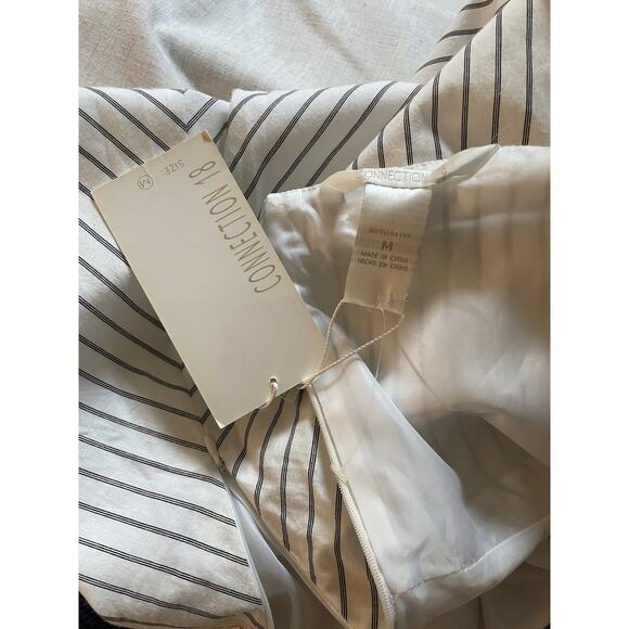 Minimalist White Strip Pinup style dress NEW MEDIUM - Picture 5 of 5